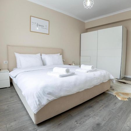 Cozy Flat Near Air Albania Stadium 1 Tirana Exterior photo